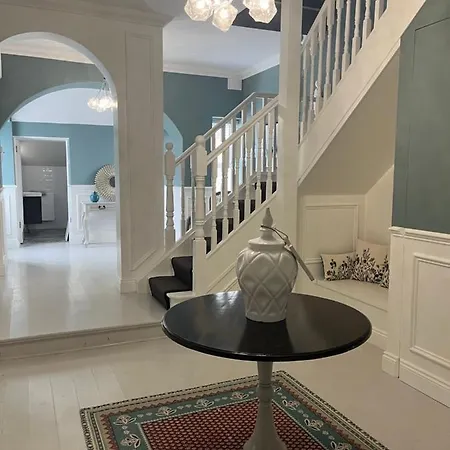 Homestay Kenilworth Square North