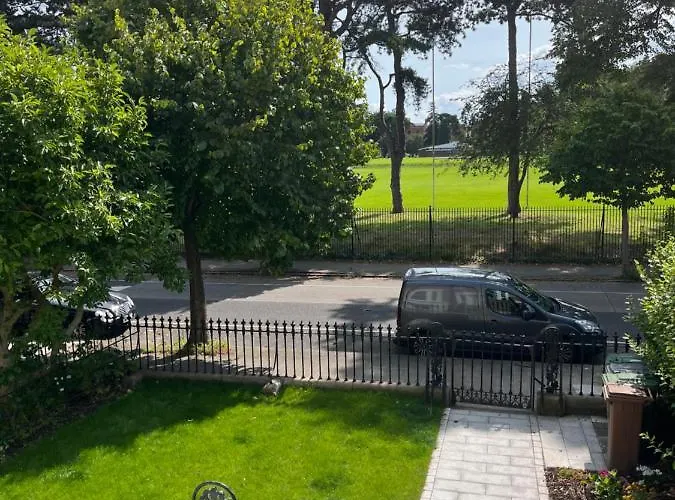 Holiday home Kenilworth Square North *