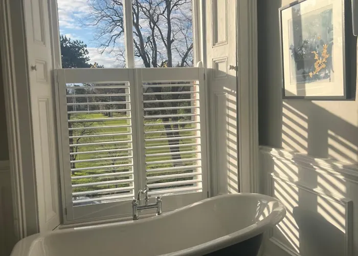 Kenilworth Square North